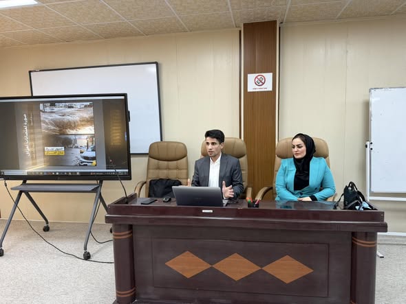 المحاضرون